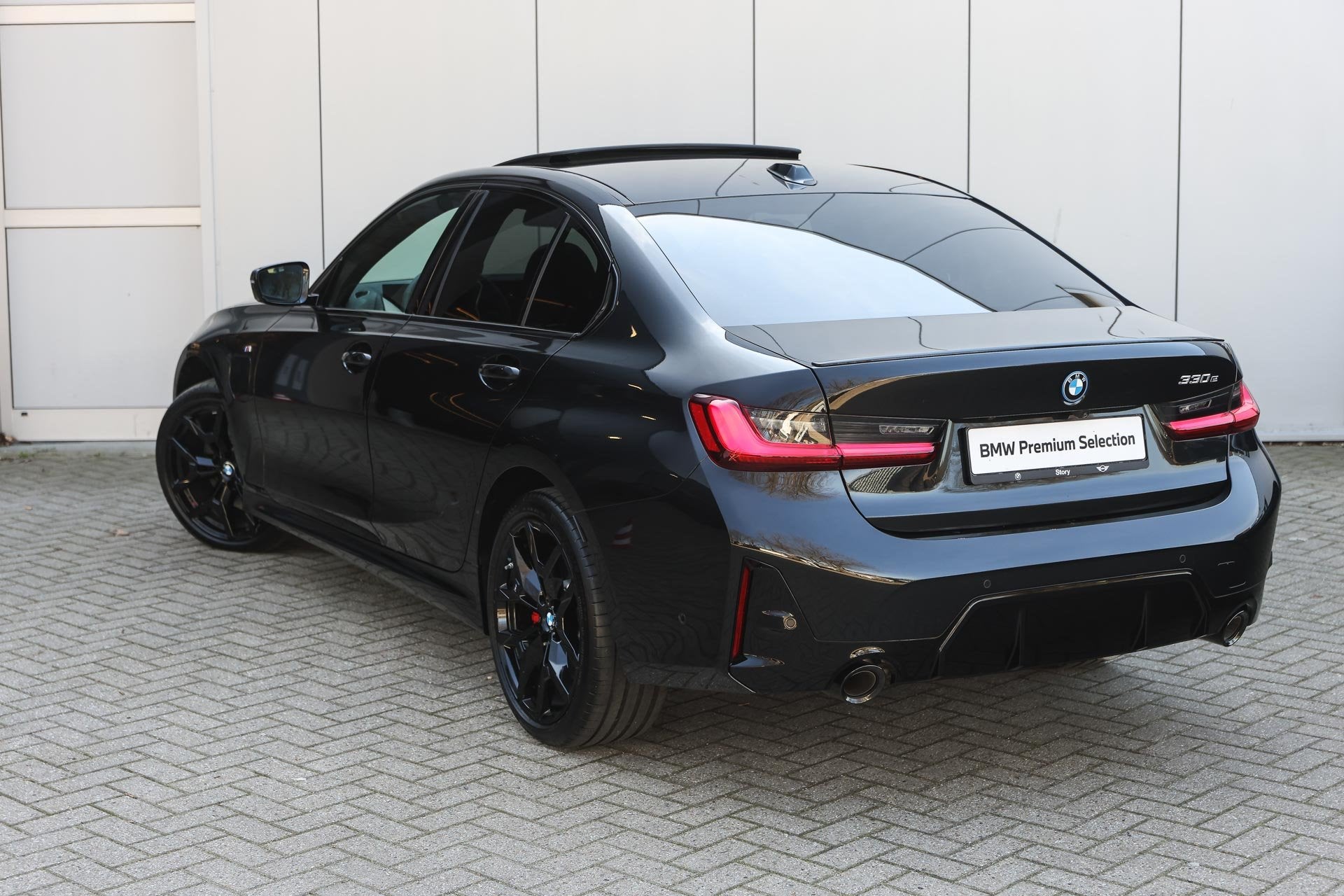 BMW 3 Serie 330e M Sport Automaat / Schuif-kanteldak / Trekh, Auto's, BMW, 1998 cc, Achterwielaandrijving, 4 cilinders, Met garantie (alle)