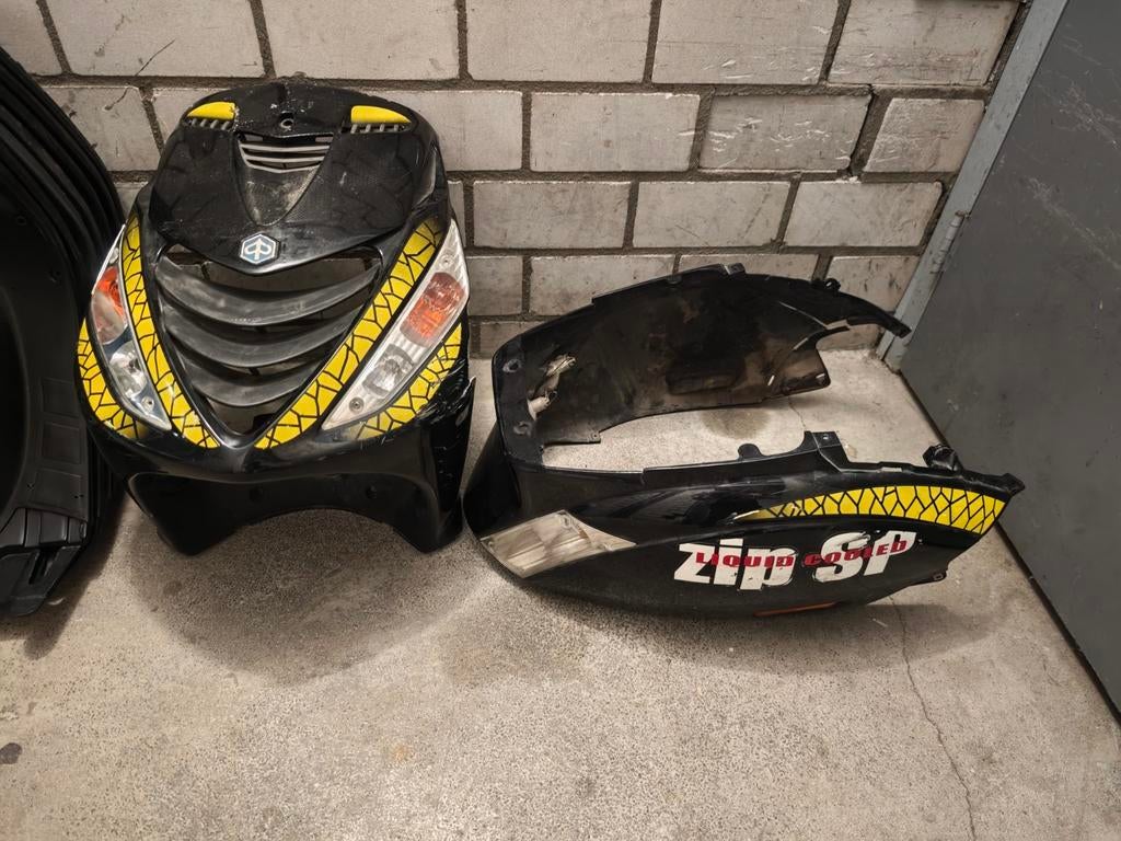 Piaggio zip sp orginele kappenset orginele stickers gebruikt, Ophalen of Verzenden
