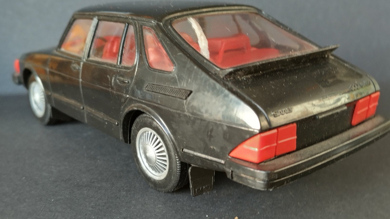 Saab 900 Turbo zwart 1:20 Stahlberg Finland Pol, Auto, Verzenden, ., Zo goed als nieuw