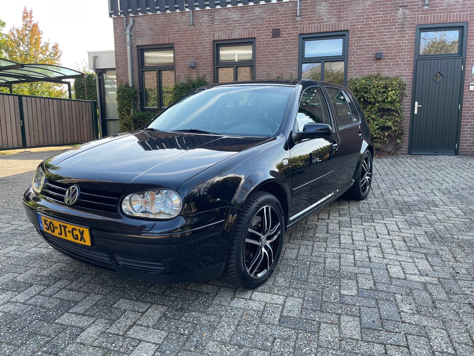 Volkswagen Golf 2.3 V5 Highline 2002 Zwart, Ophalen, Volkswagen