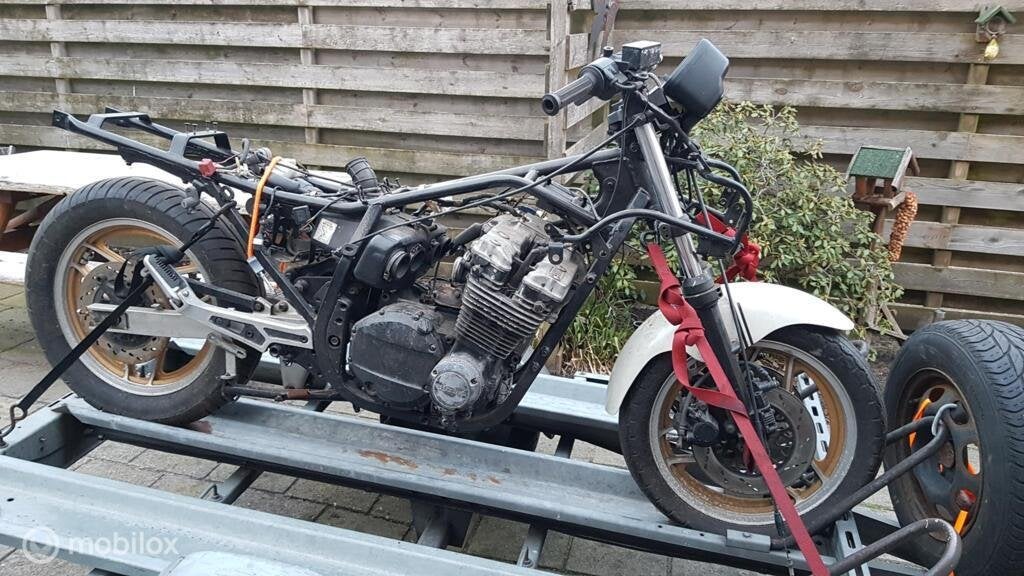 Suzuki GSX 750 EF geheel in onderdelen, Gebruikt, Ophalen of Verzenden