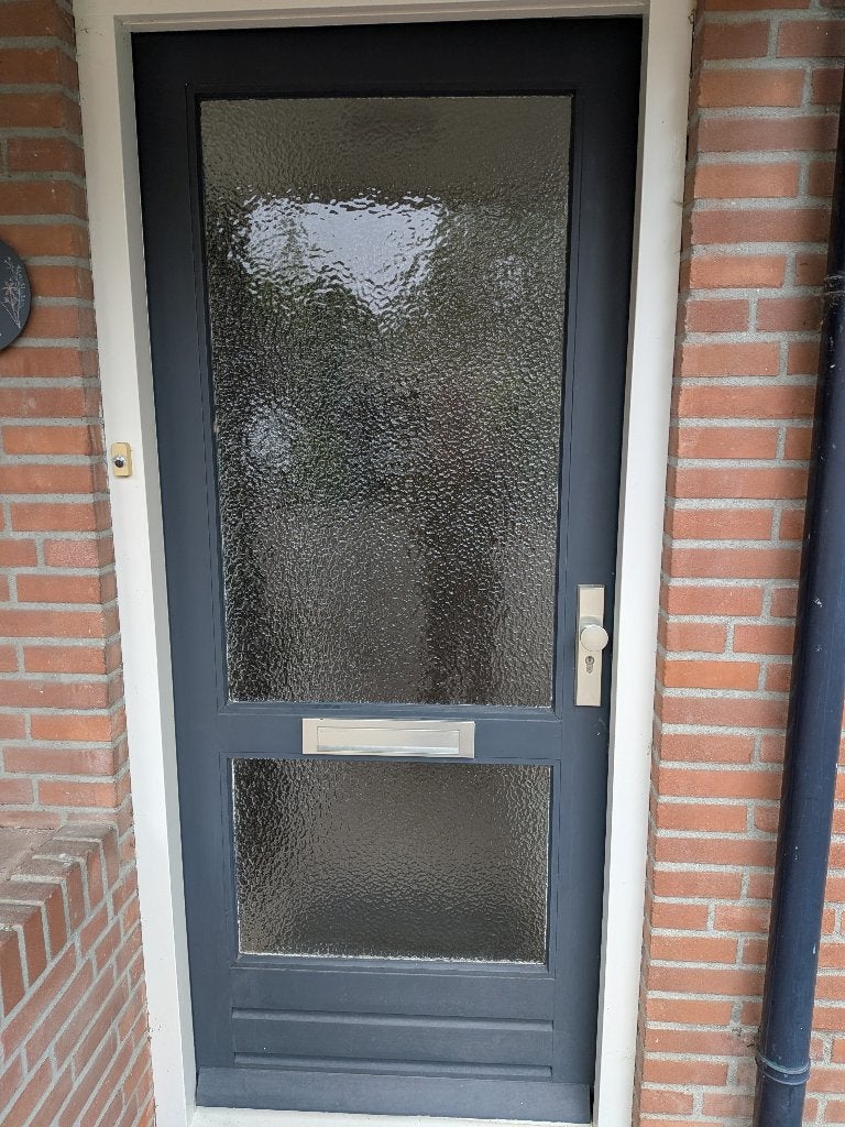Voordeuren, Ophalen, Zo goed als nieuw