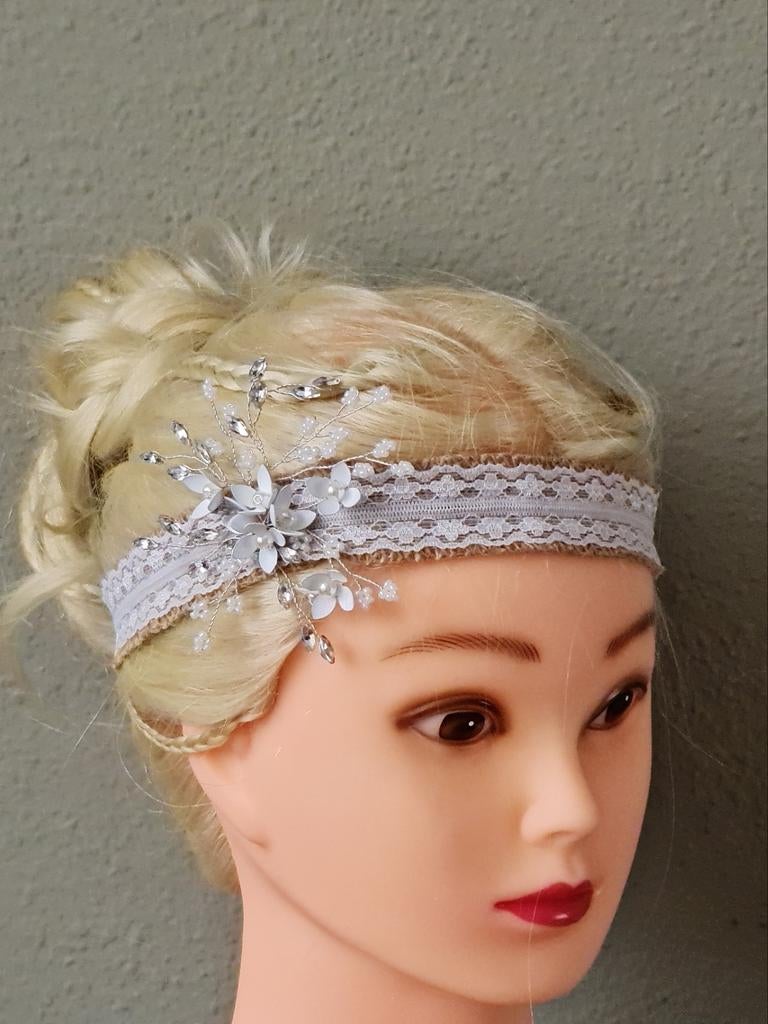 Mooie haarband voor communie of bruid, Ophalen of Verzenden, Nieuw, Wit, Accessoires
