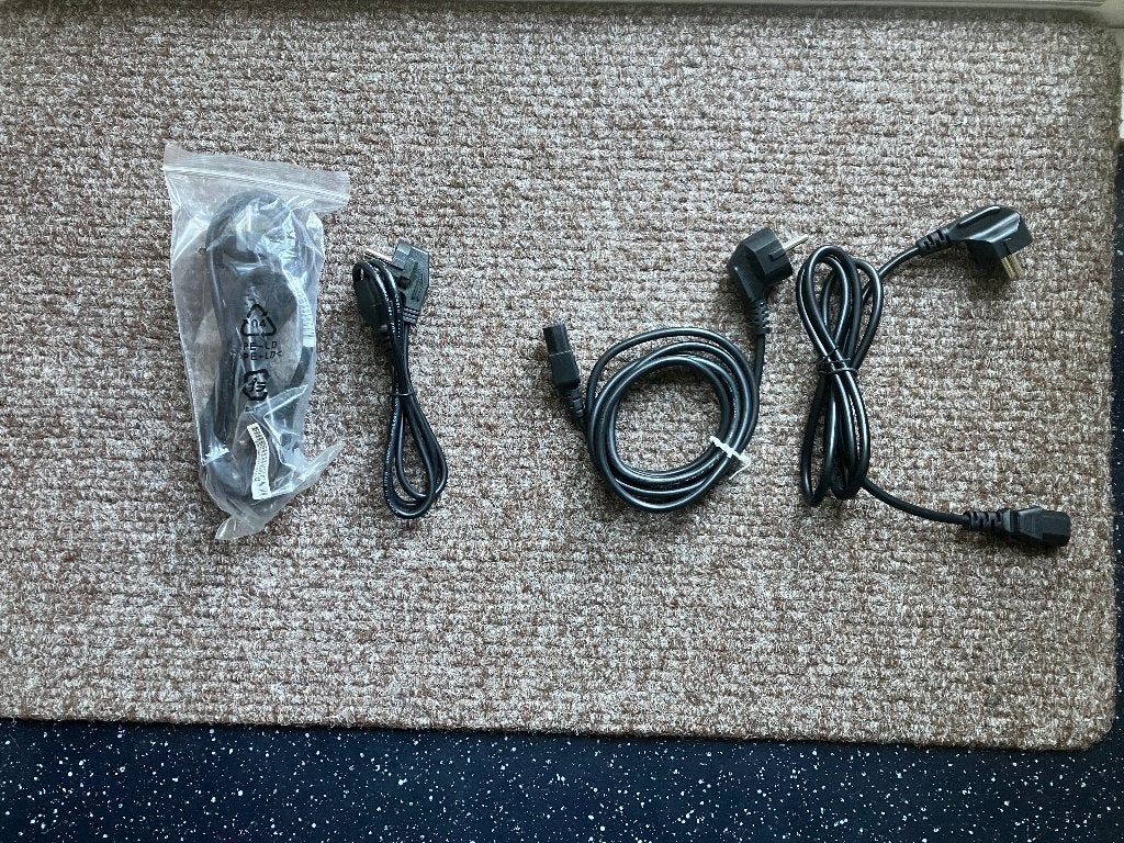 voedingskabels c13 NIEUW diverse partij pc server monitor, Ophalen of Verzenden, Nieuw