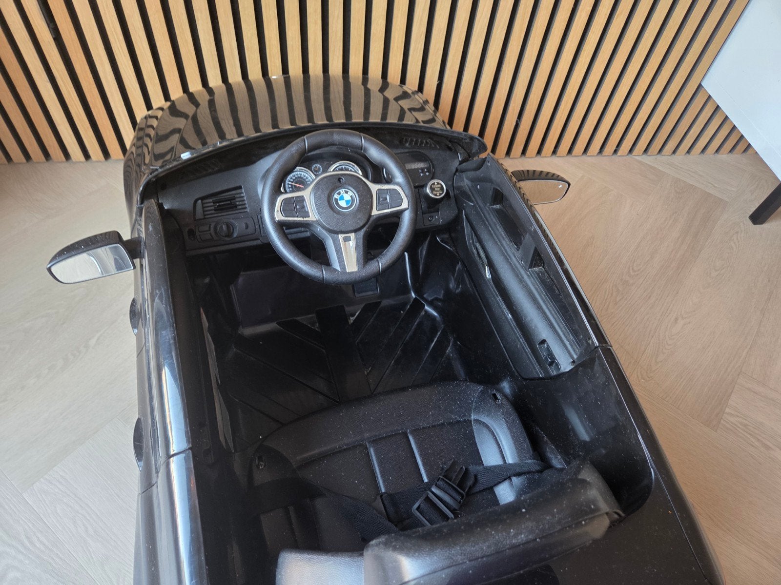 Elektrische kinderauto met afstandsbediening en pedaal, Gebruikt