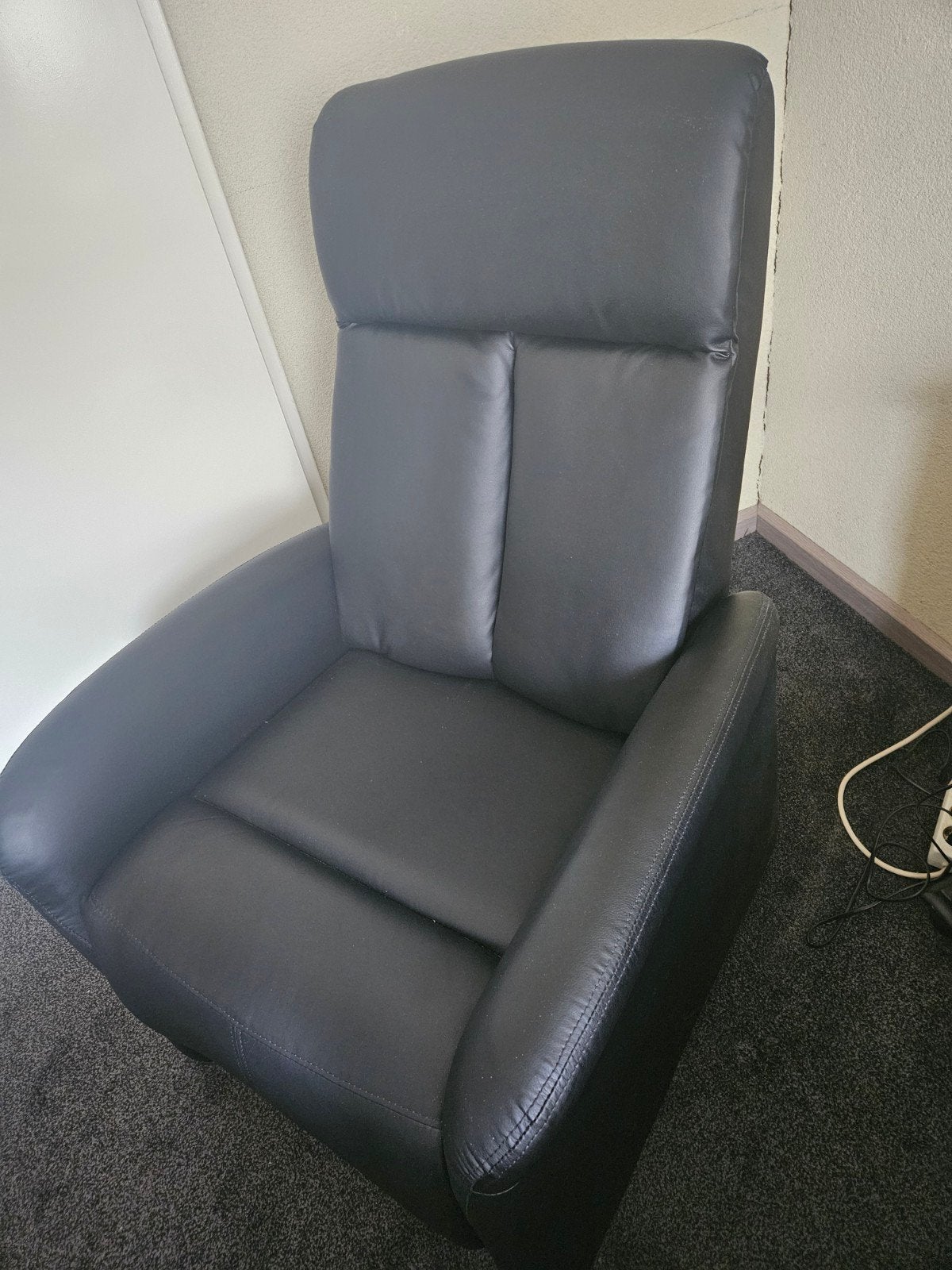 Relaxfauteuil Dakota - kunstleder - zwart, Ophalen, Kunststof, 75 tot 100 cm, Zo goed als nieuw