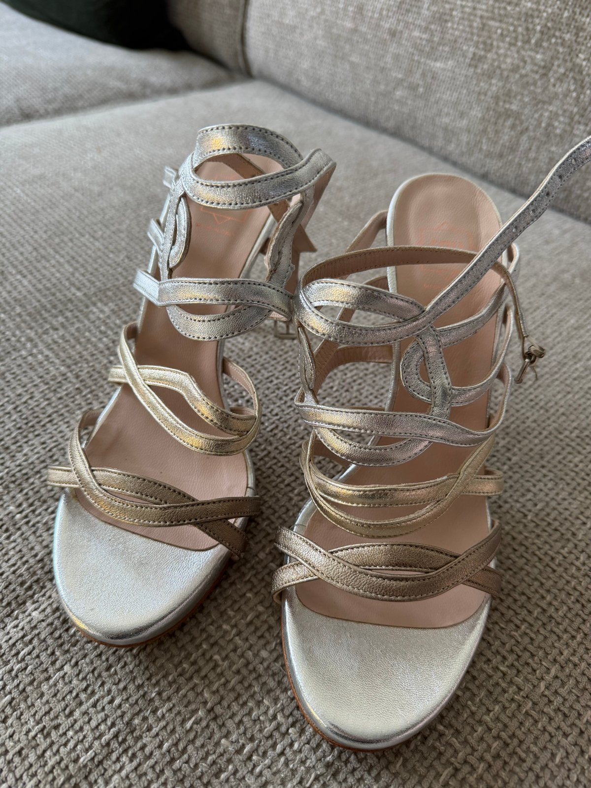 FRU Made in Italy Sandalen hoge hakken goud zilver Maat 40, Ophalen of Verzenden, Nieuw, Overige kleuren, Schoenen met hoge hakken