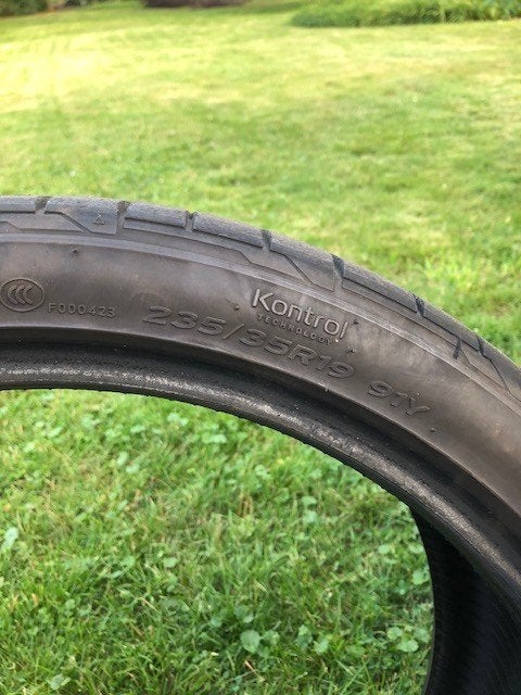 2xHankook VentusS1evo3-235/35 R19 91Y zomerbanden +- 5,5mm, Gebruikt, 235 mm, Band(en), Personenwagen