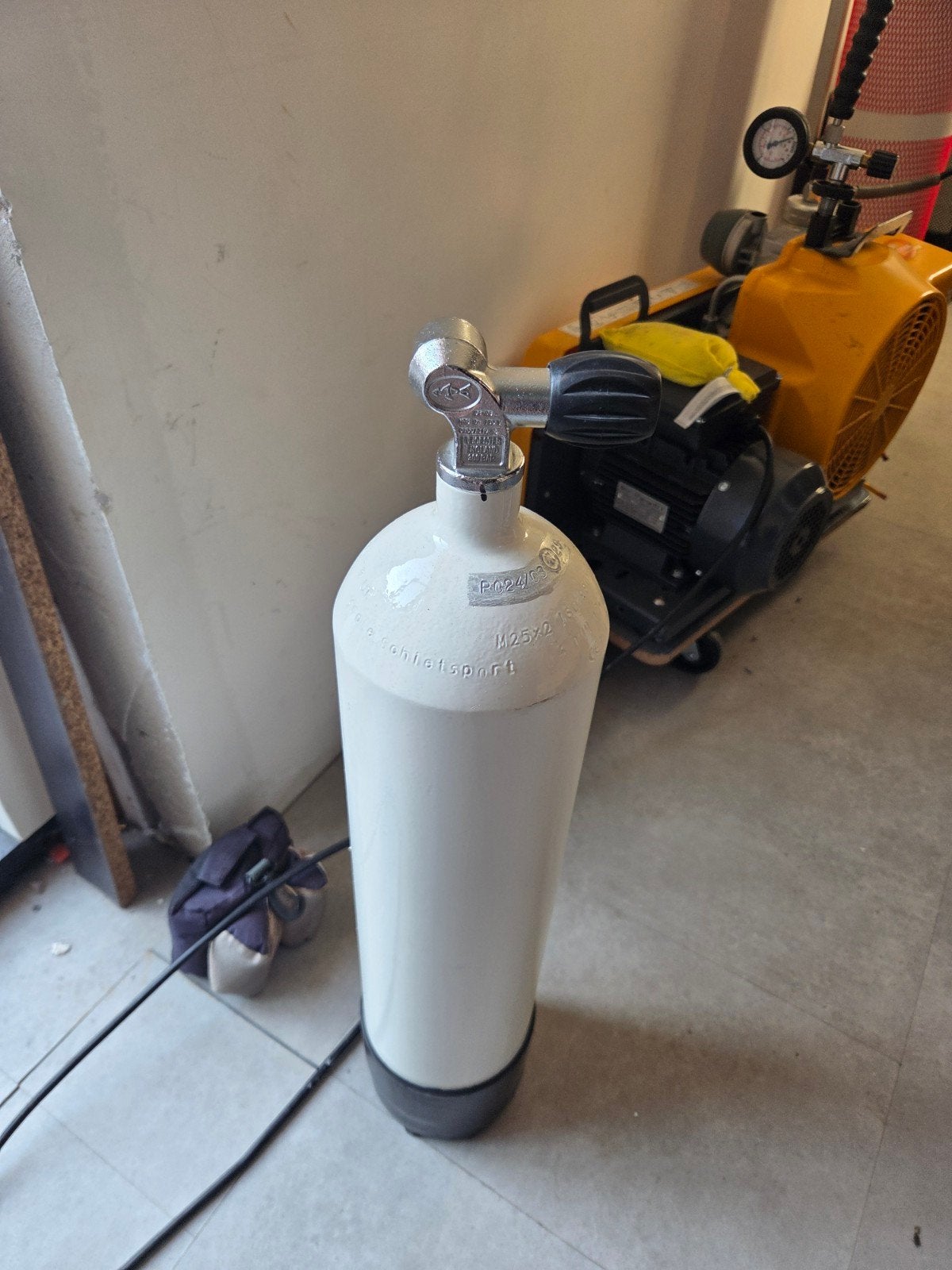 7 liter persluchtfles, Ophalen, Gebruikt