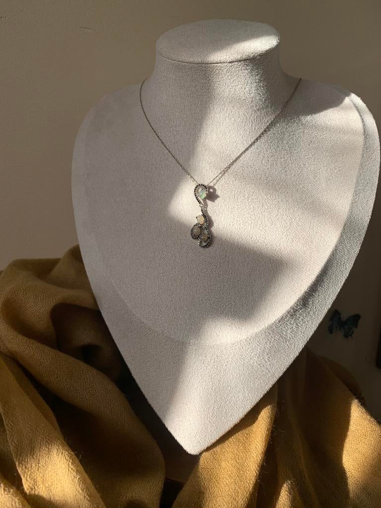 Edelopaal opaal hanger geluk beschermt welvaart succes SALE, Ophalen of Verzenden, Nieuw, Zilver, Verstelbaar