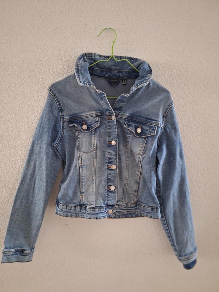 Vero moda Spijkerjasje, Kleding | Dames, Maat 38/40 (M), Blauw, Vero Moda, Ophalen of Verzenden