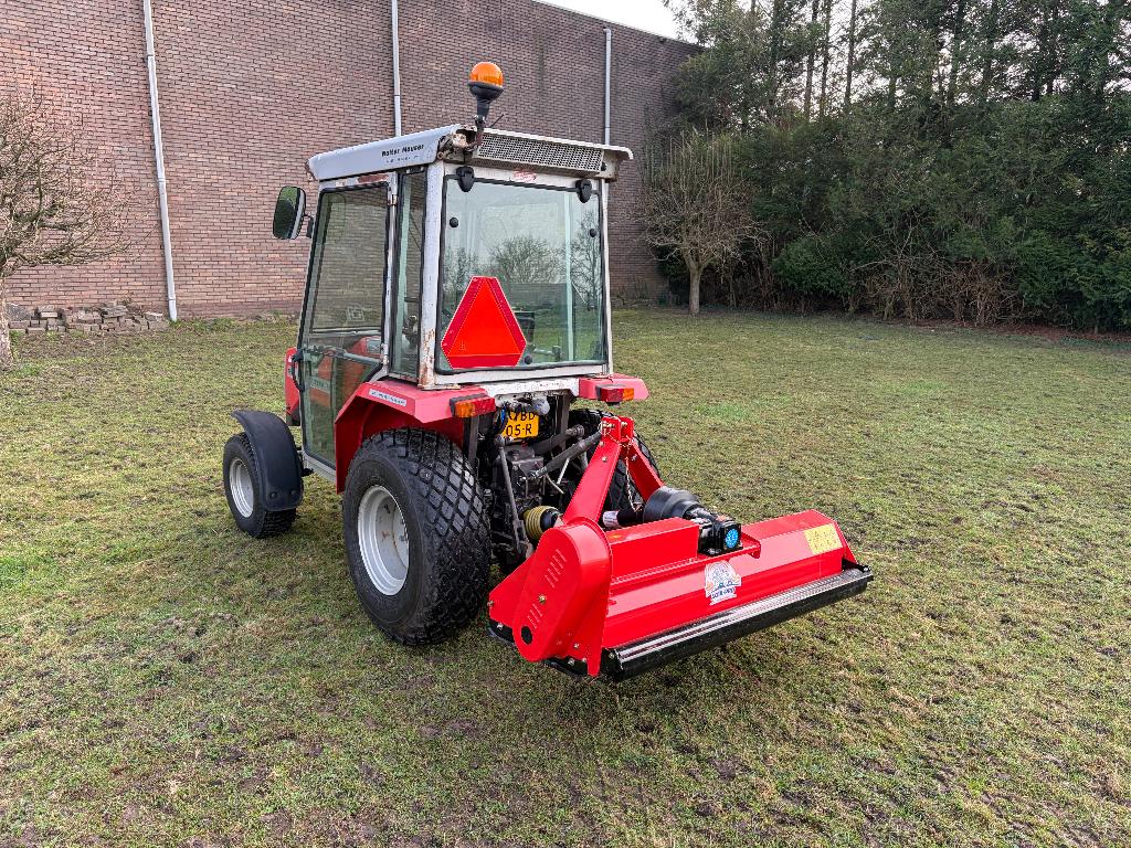klepelmaaier nieuw met super leuke MF Trekker weinig uren, Ophalen, Glastuinbouw, Overige typen