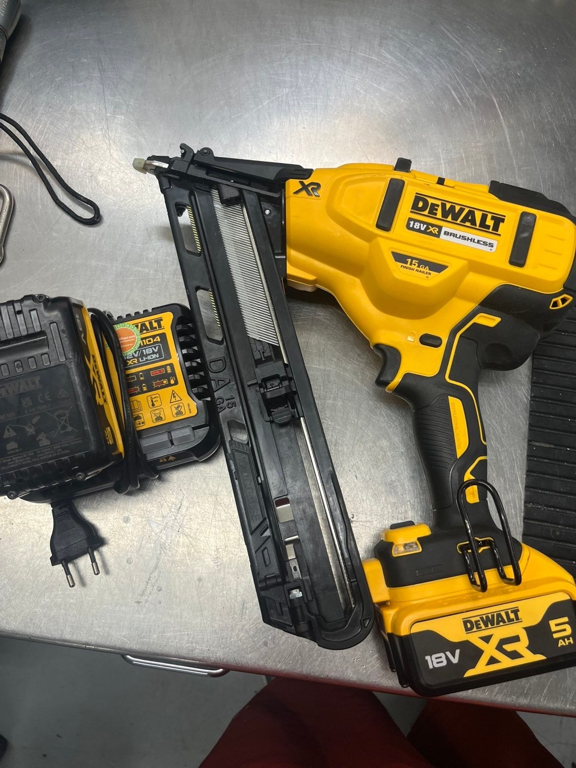 DeWalt 18v schiethamer, Doe-het-zelf en Verbouw, Ophalen of Verzenden, Zo goed als nieuw, Boormachine