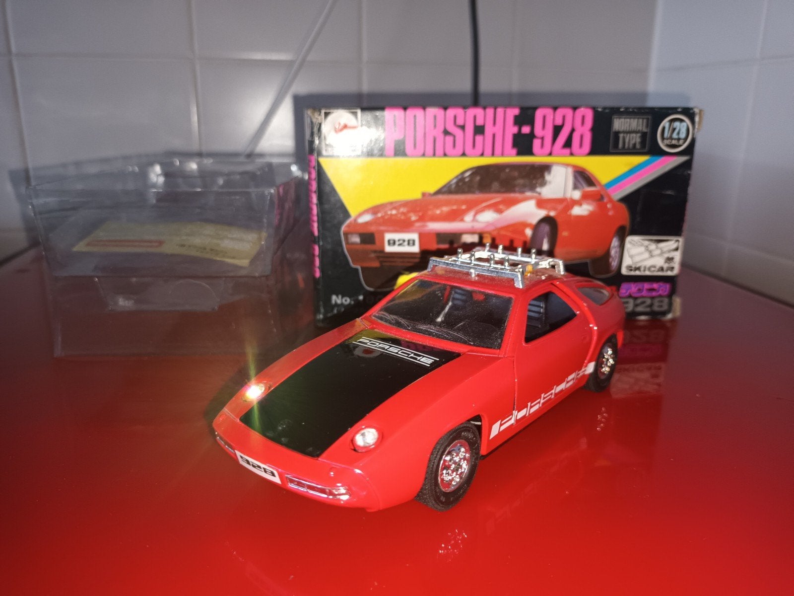 Blikken speelgoed. Metaal. Porsche 928. Eidaigrip Japan., Ophalen of Verzenden