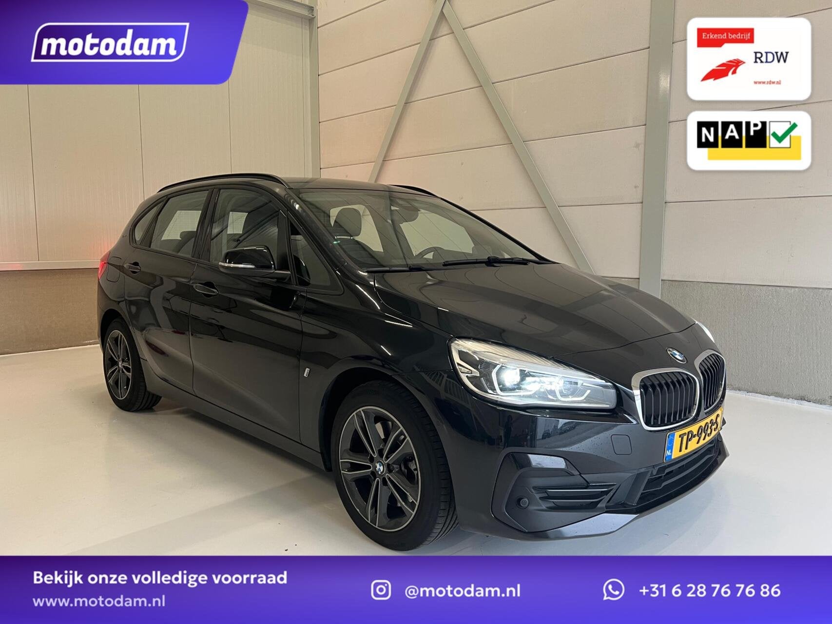 BMW 2-serie Active Tourer 225xe High Executive NAP, Auto's, BMW, Automaat, Gebruikt, Zwart, Bedrijf