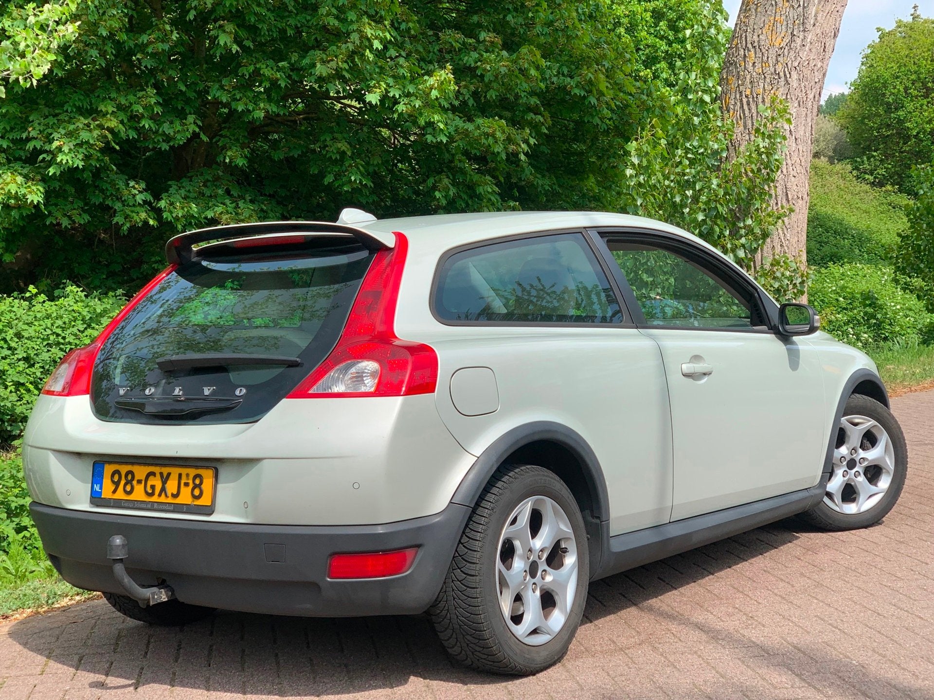 Volvo C30 1.6D CLIMA LEDER TREKHAAK LM-VELGEN!, Auto's, Volvo, Voorwielaandrijving, Gebruikt, 1264 kg, 4 stoelen