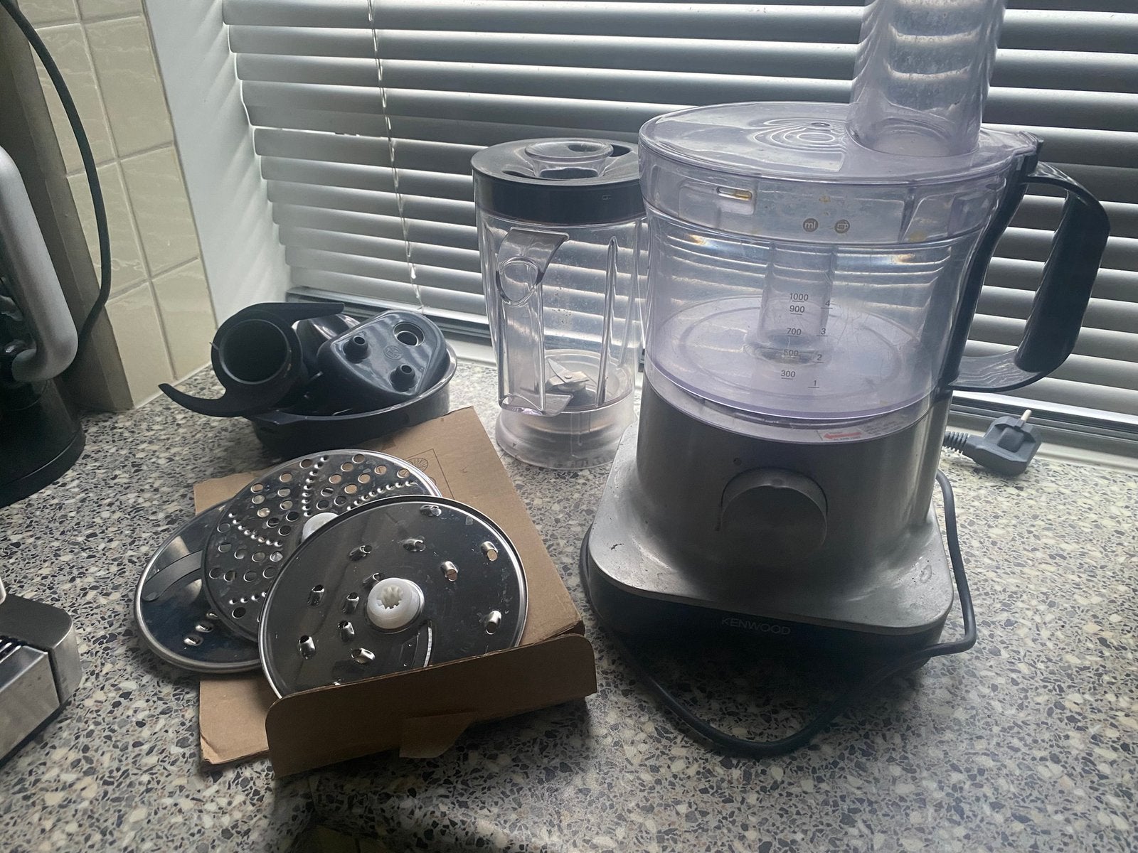 Kenwood keukenmachine MultiPro compact, Ophalen, Zo goed als nieuw, 3 snelheden of meer