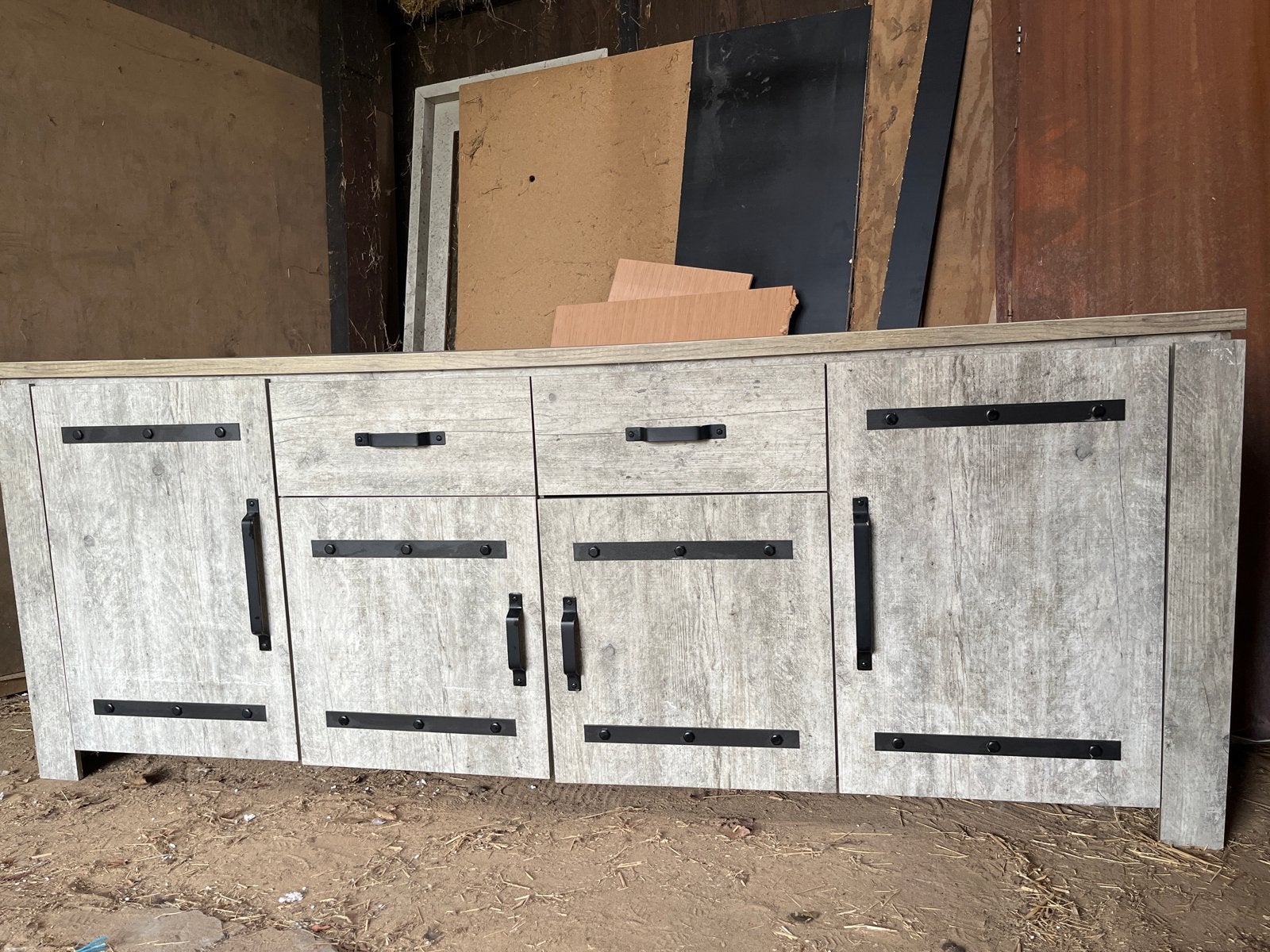 Mooi dressoir, 233 cm breed, 45 cm diep, 90 cm hoog, Ophalen, Gebruikt, 200 cm of meer, Met lade(s)
