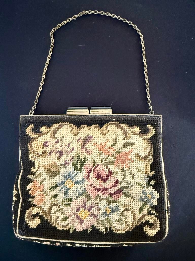 Vintage petit point handtasje met bloemmotief, Ophalen of Verzenden, Gebruikt, Zwart, Avondtasje