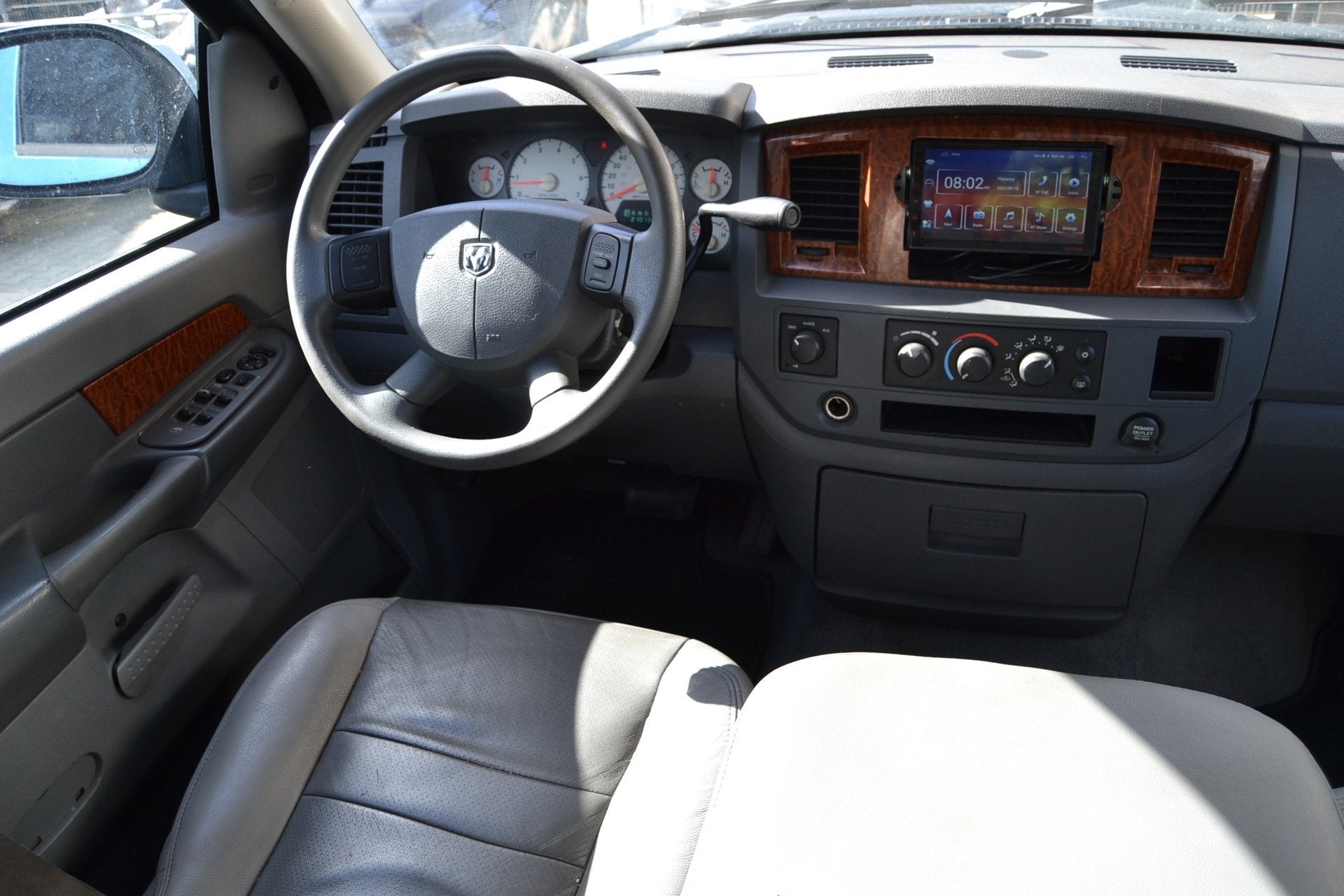 Dodge RAM 1500 PICK UP Lederen bekleding Marge, Automaat, Gebruikt, 8 cilinders, Leder