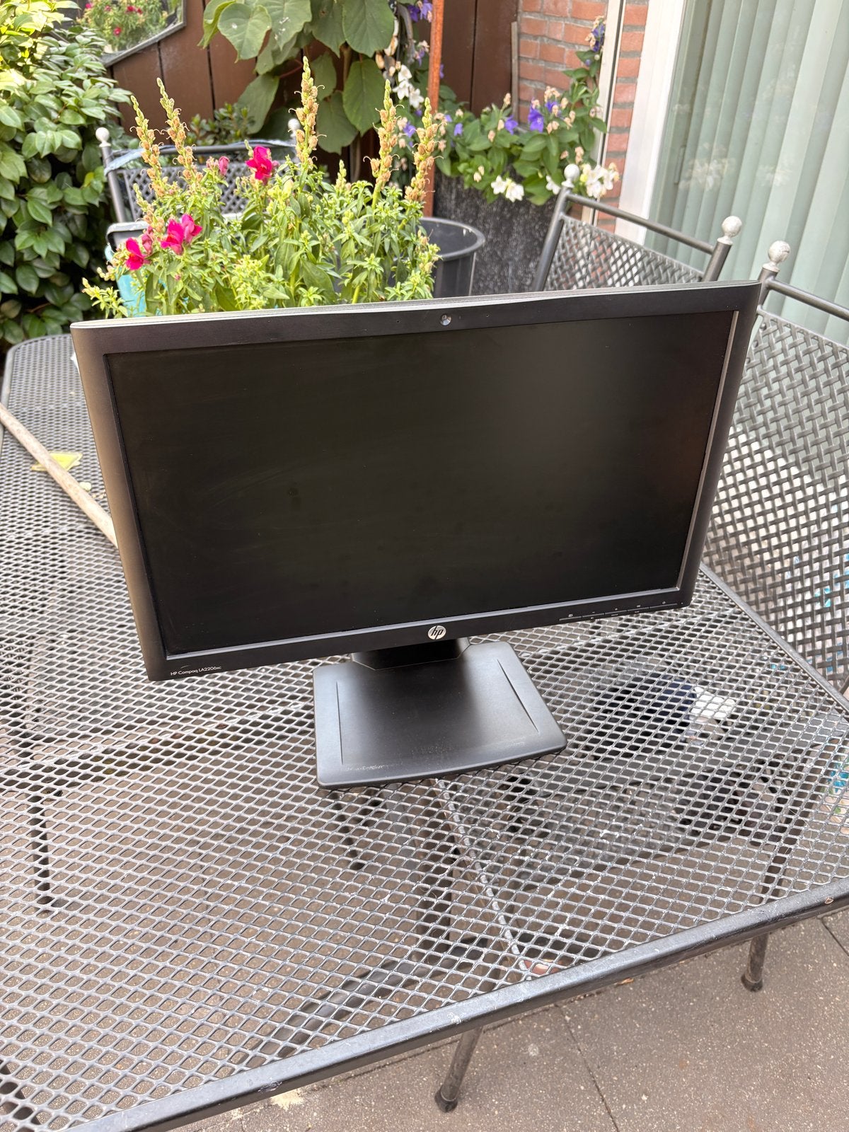 HP Compaq LA2206xc Monitor - Oud kantoor, incl. kabel, Computers en Software, Gebruikt, In hoogte verstelbaar, Full HD, Ophalen of Verzenden