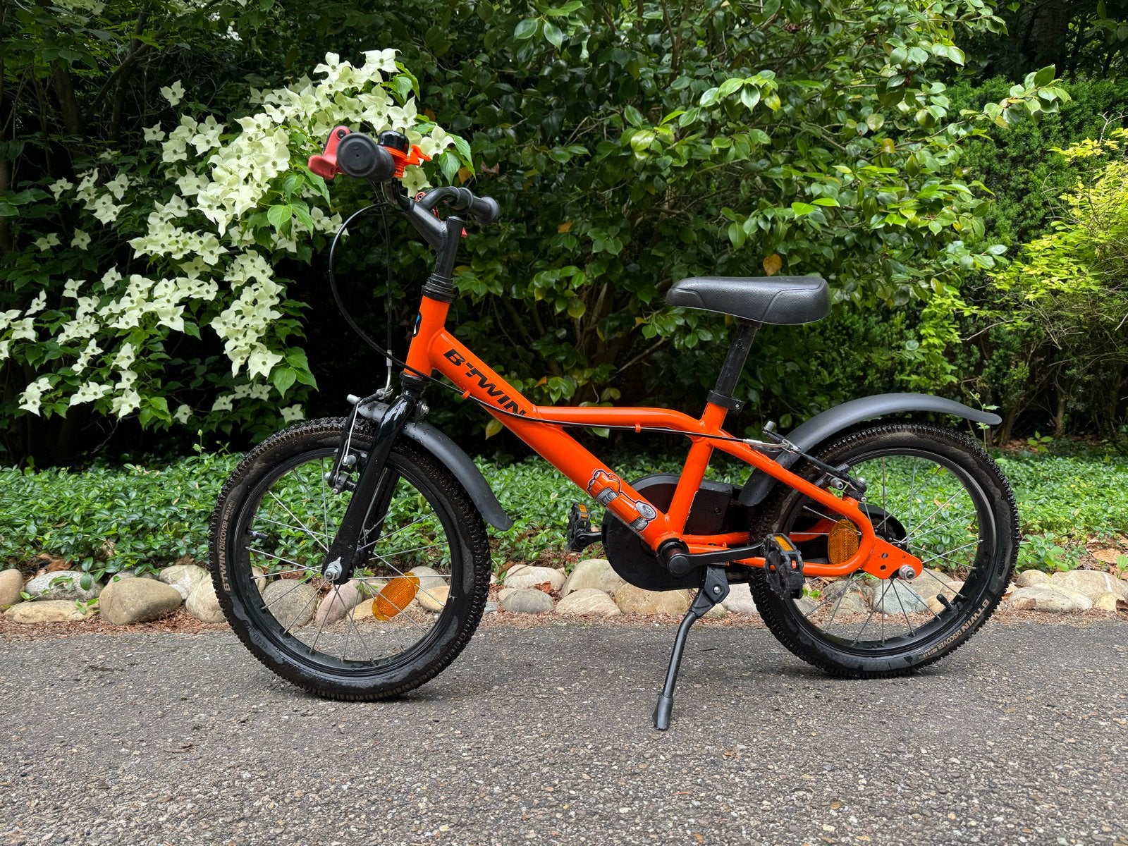 B'TWIN Kinderfiets 16 inch 4,5-6 JAAR 500 ROBOT, Fietsen en Brommers, Ophalen, Zo goed als nieuw, Velgrem, 16 tot 20 inch