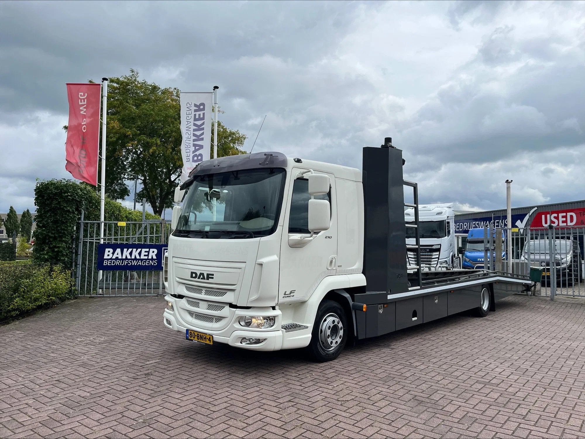 DAF LF 210 FA - Tijhof oprijwagen dubbeldeck (bj 2019), Automaat, Achterwielaandrijving, Euro 6, 157 pk