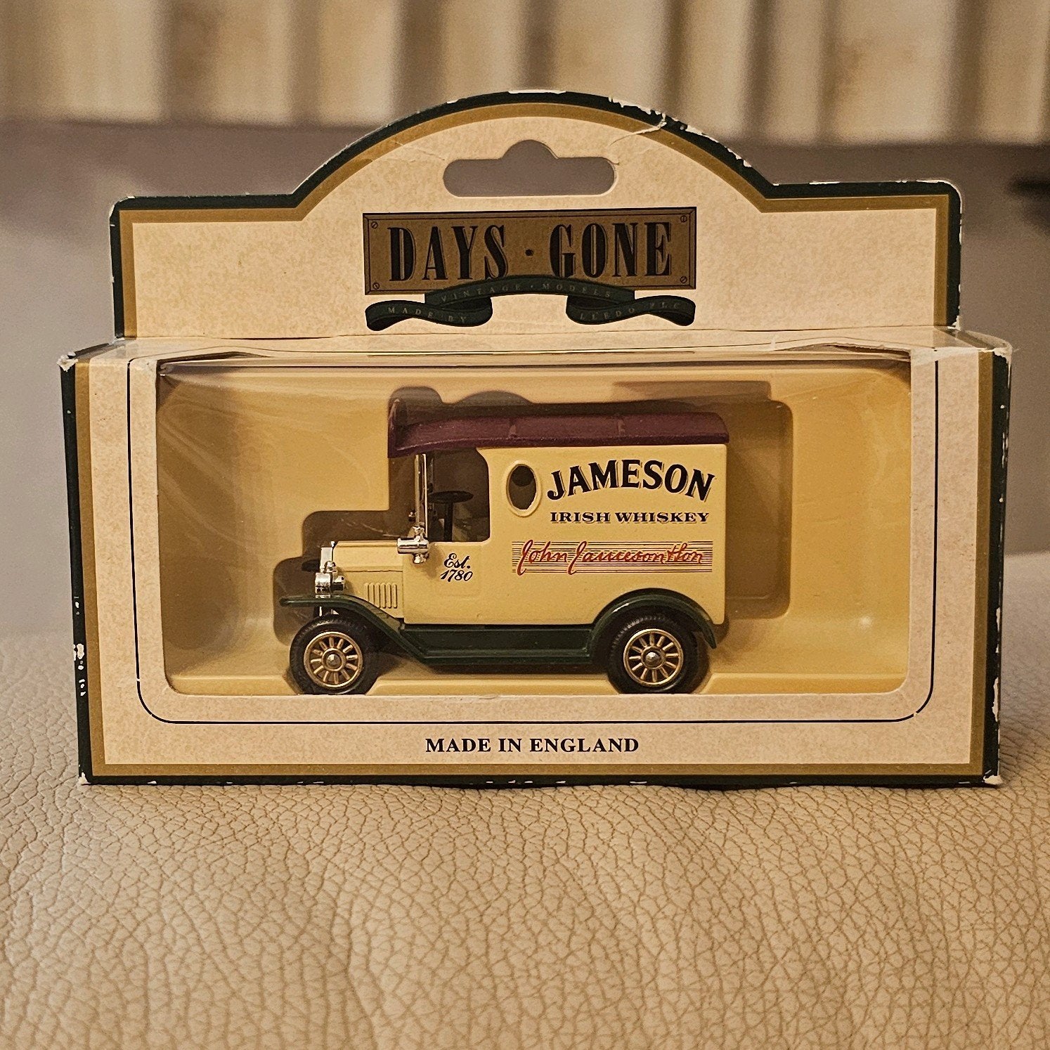 Days Gone Jameson Irish Whiskey modelauto, Overige merken, Groter dan 1:32, Ophalen of Verzenden, Zo goed als nieuw
