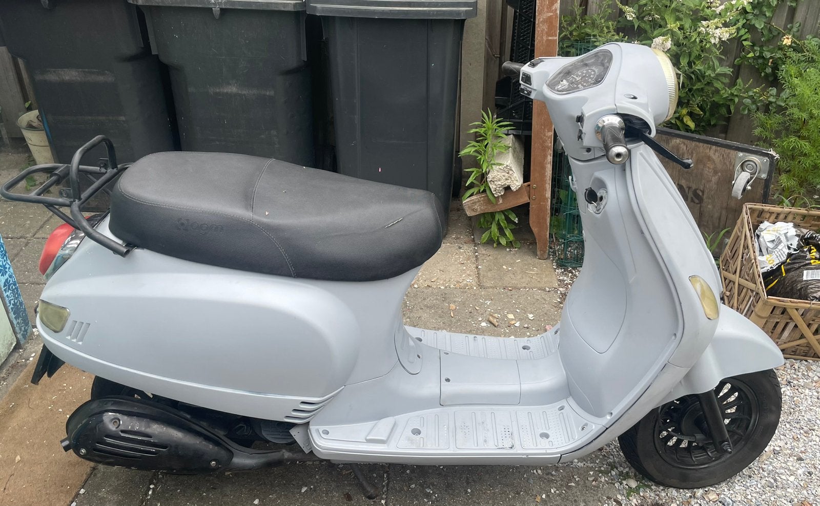 Scooter AGM VX50, Fietsen en Brommers, Scooters | Overige merken, Ophalen, Maximaal 45 km/u, Zo goed als nieuw, Benzine