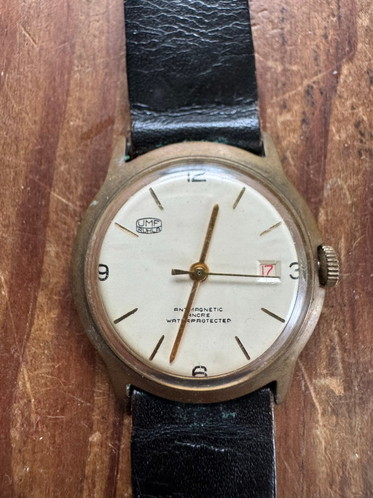 Vintage DDR UMF Ruhla horloge - Originele staat, loopt., Sieraden, Tassen en Uiterlijk, Horloges | Antiek, Ophalen of Verzenden