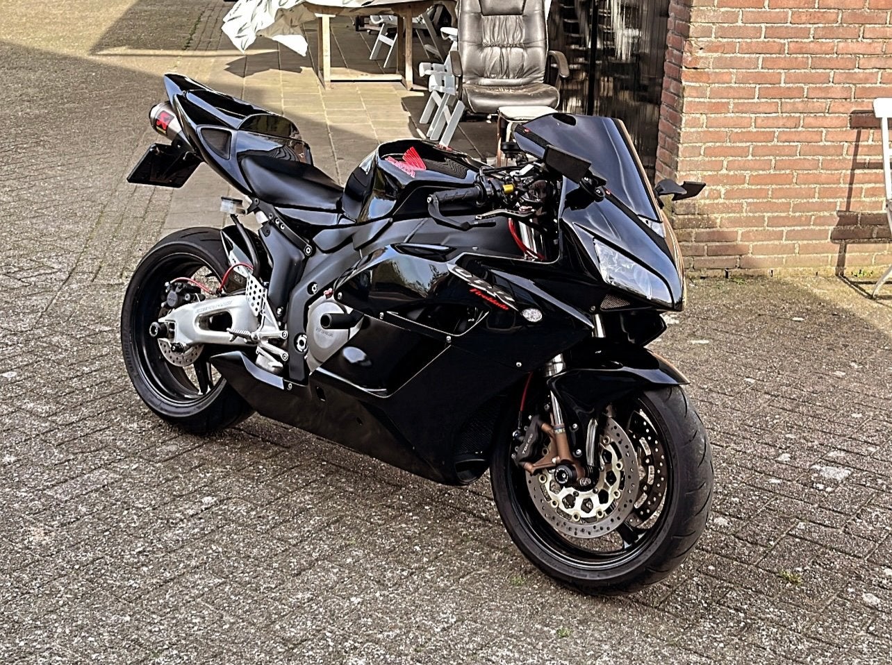 Honda CBR 1000RR (schademotor)(onderdelen), Motoren, Ophalen, Gebruikt