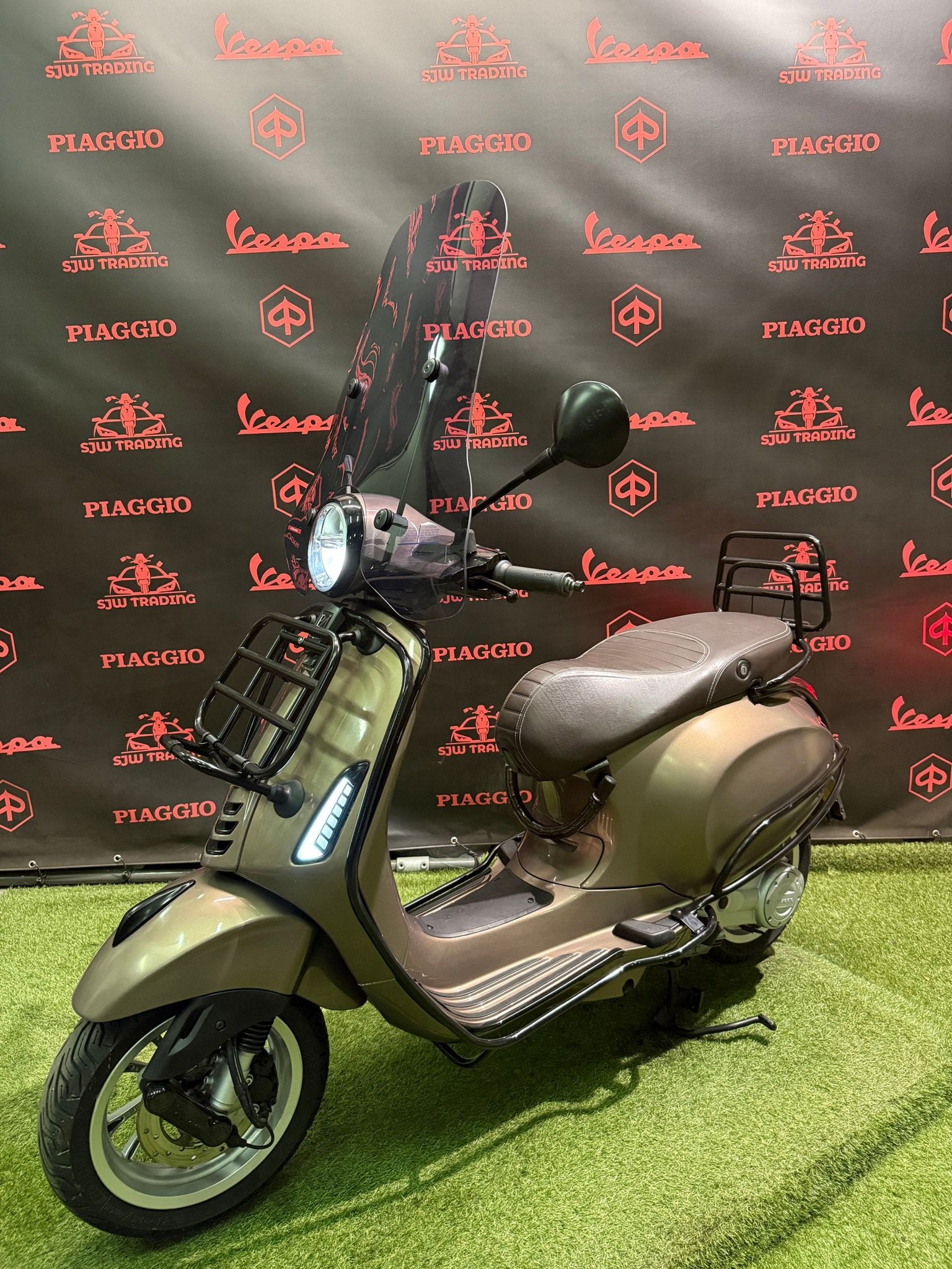 Vespa Primavera 2019 Brom! Beige / Full Option / Garantie!