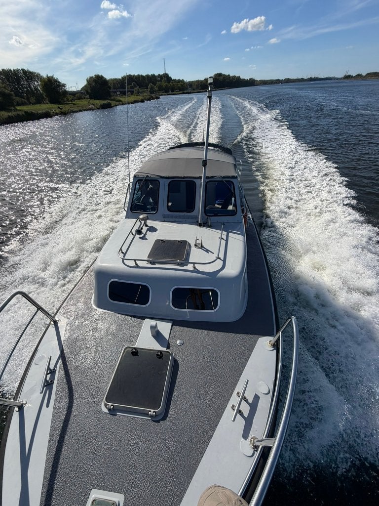 Foto 9 van Willard Marine Tender 35ft Mk7 - EPOXY - NEW engine