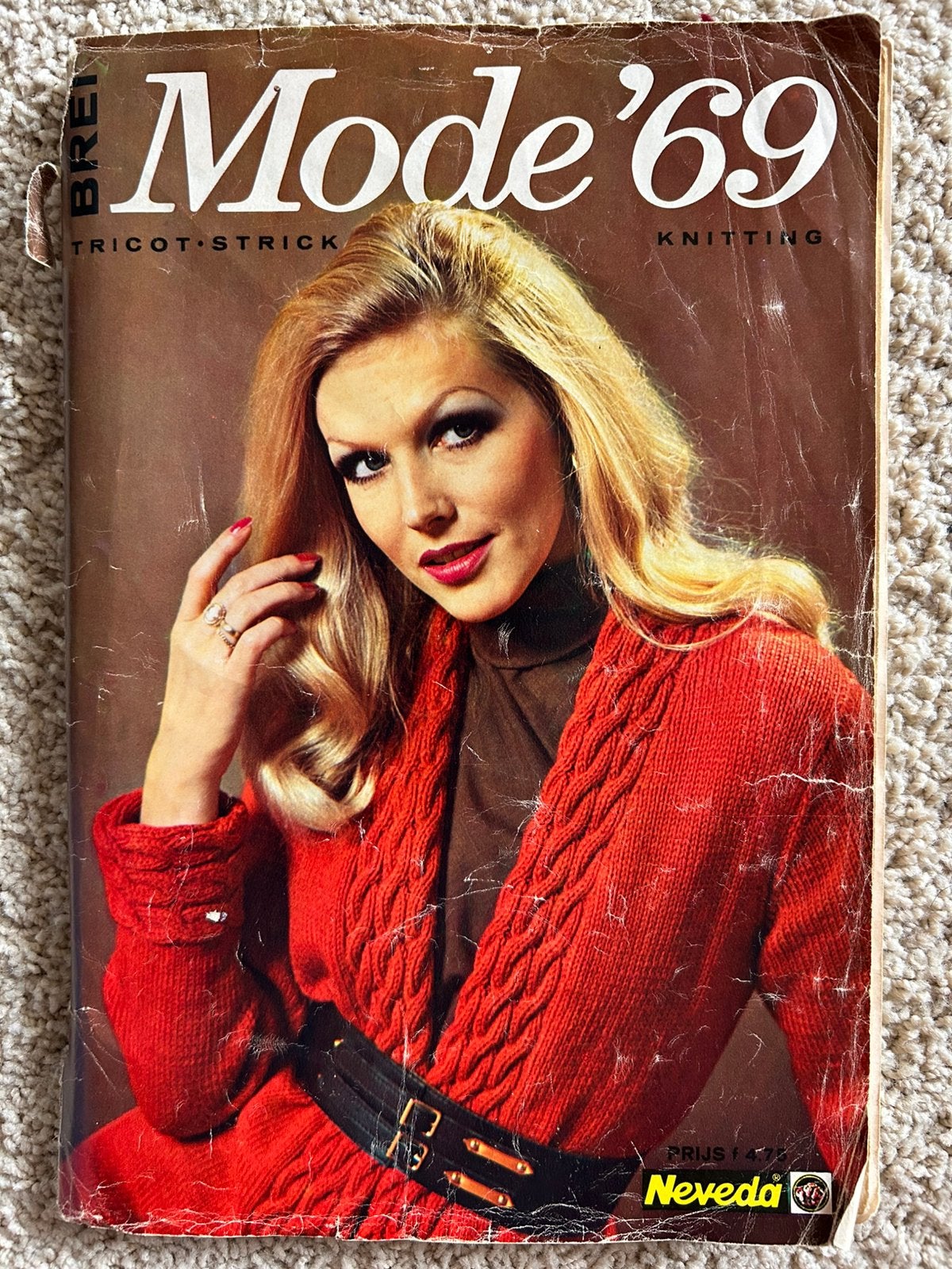 Vintage Mode ’69 brei- en patronenboek Neveda – jaren 60, Ophalen of Verzenden, Gebruikt, Breien, Patroon of Boek