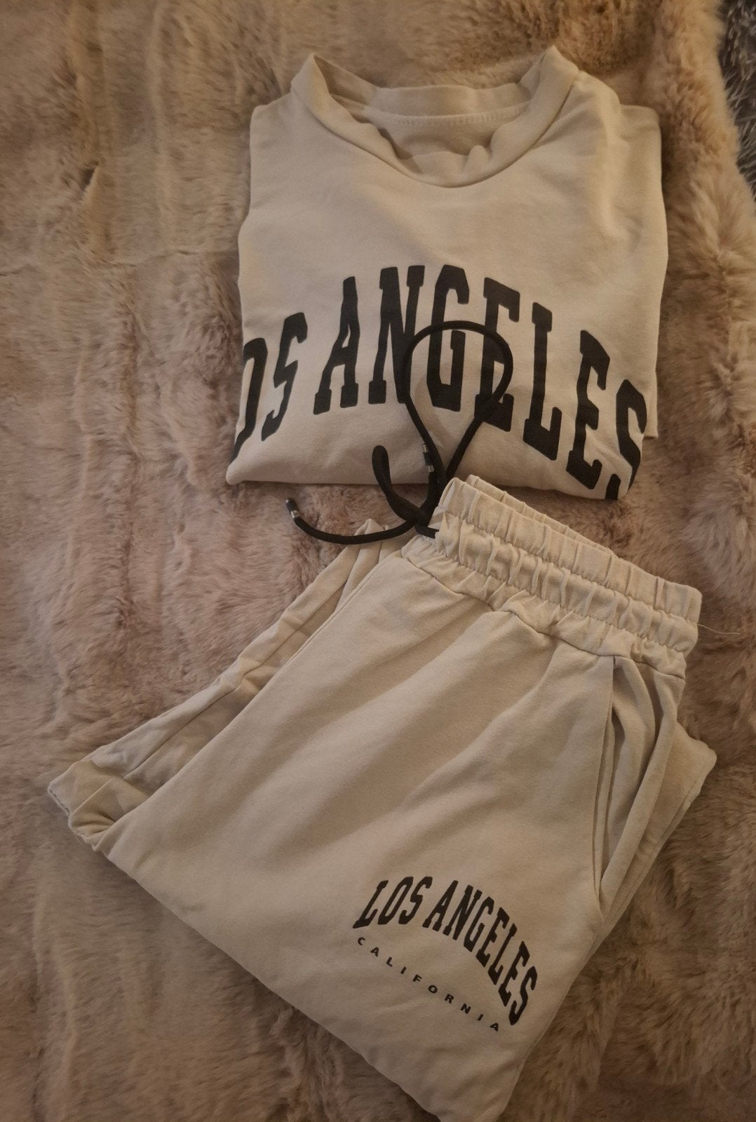 Camelkleurig huispak 'Los Angeles' - Zo goed als nieuw, Kleding | Dames, Ophalen of Verzenden, Zo goed als nieuw, Maat 38/40 (M)