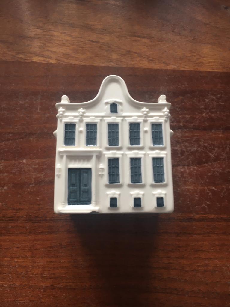 KLM huisje nummer 90 (beschadigd), Verzamelen, KLM Huisjes, Ophalen of Verzenden, Zo goed als nieuw, 81 t/m 91
