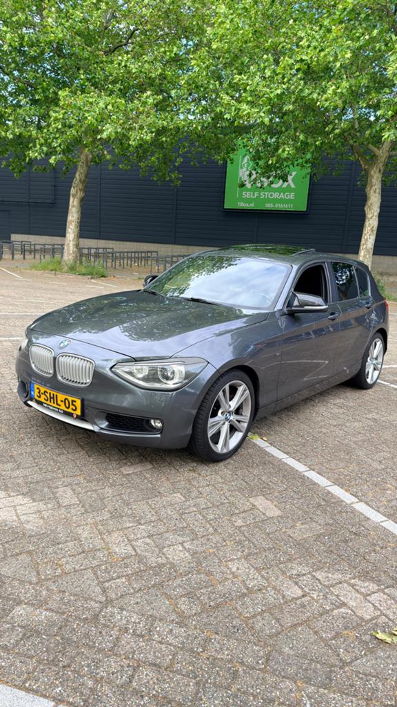BMW 1-Serie 118I 125KW 5DR Aut8 2012 Grijs, Auto's, BMW, Particulier, 1-Serie, Adaptieve lichten, Adaptive Cruise Control, Airbags