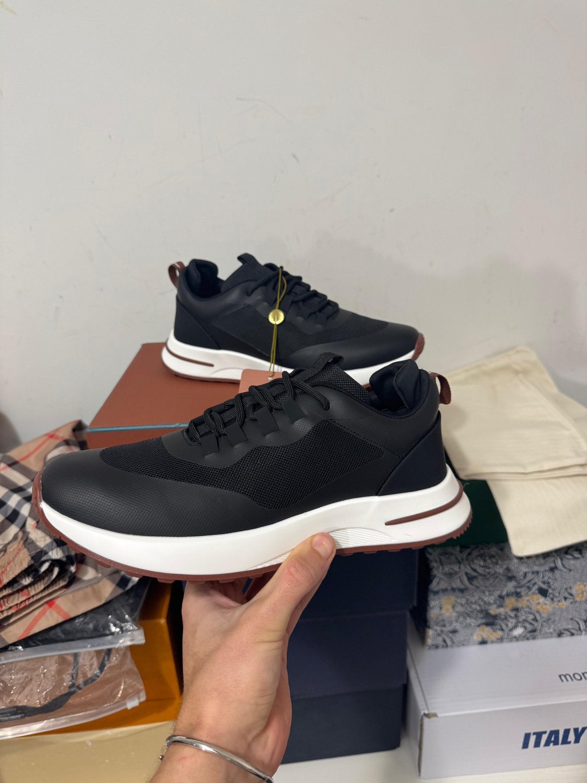 Loro Piana 'Week End Walk' sneakers zwart, Kleding | Heren, Schoenen, Ophalen of Verzenden, Nieuw, Zwart