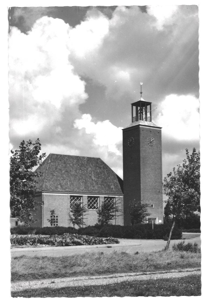 988145	Scharendijke 1967 Ned H Kerk Wederopbouw	Onbeschreven, Ophalen of Verzenden, 1960 tot 1980, Ongelopen, Zeeland