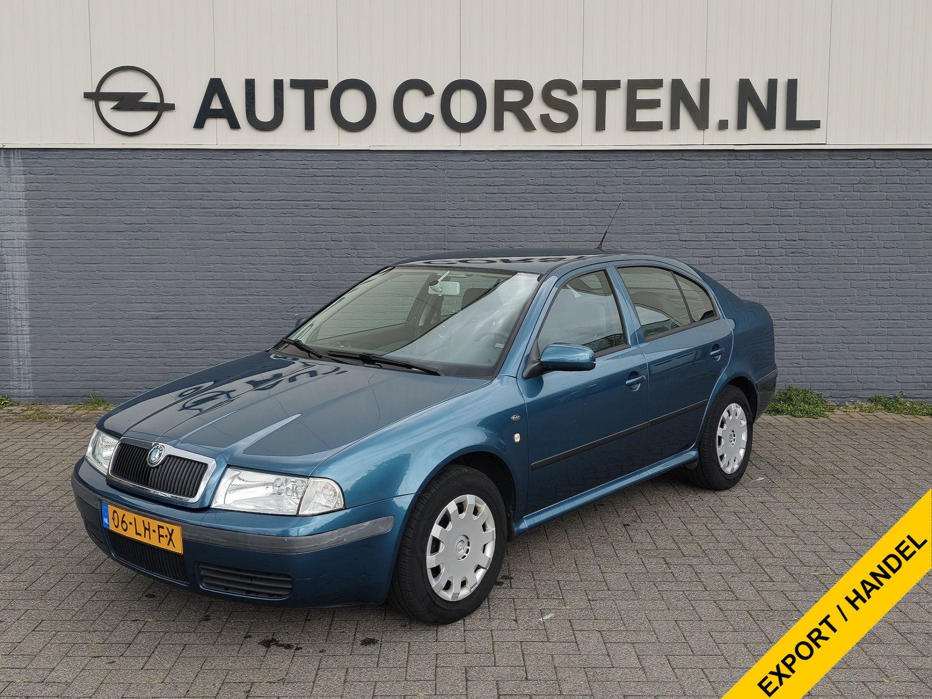 Skoda Octavia 1.6I 5Drs Trekhaak Ecc Pdc Kompas Cruise Contr, Auto's, Voorwielaandrijving, Stof, Parkeersensor, Zwart