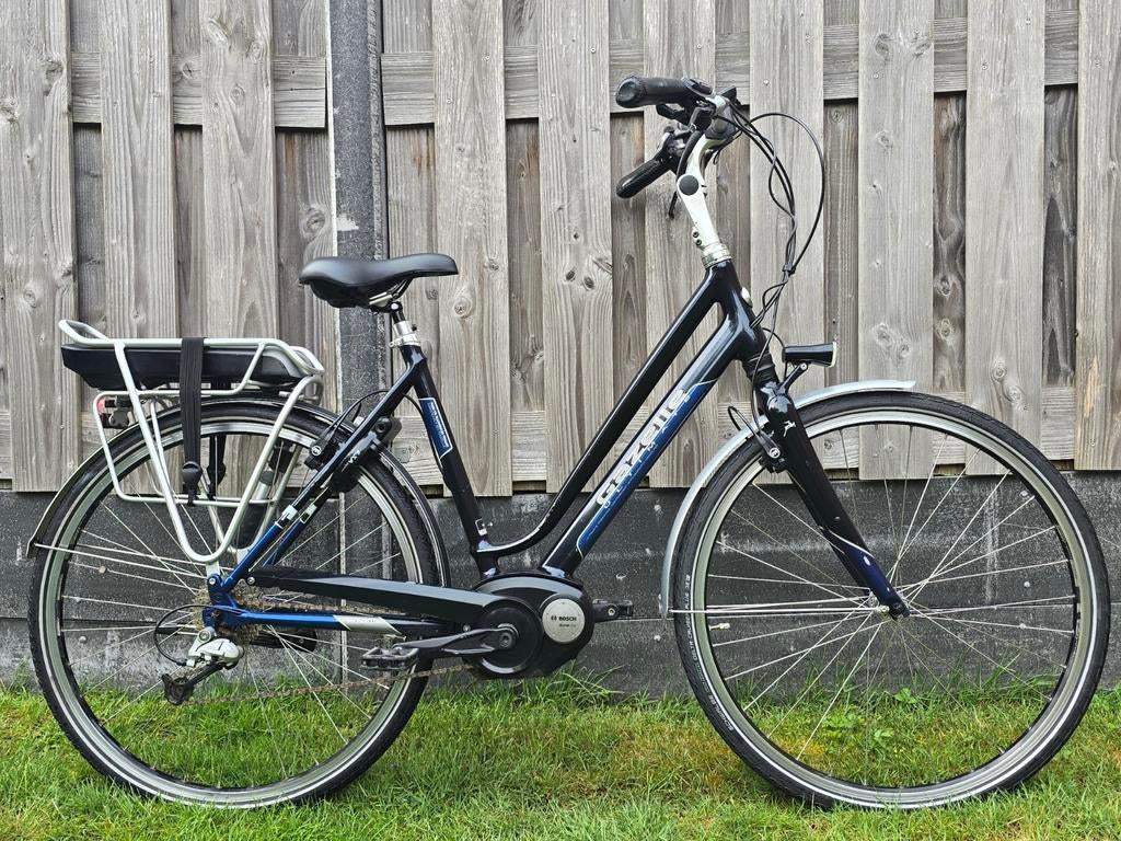 Gazelle Ultimate Bosch Middenmotor E-Bike Elektrischefiets, Ophalen, 53 tot 56 cm, Zo goed als nieuw, Gazelle