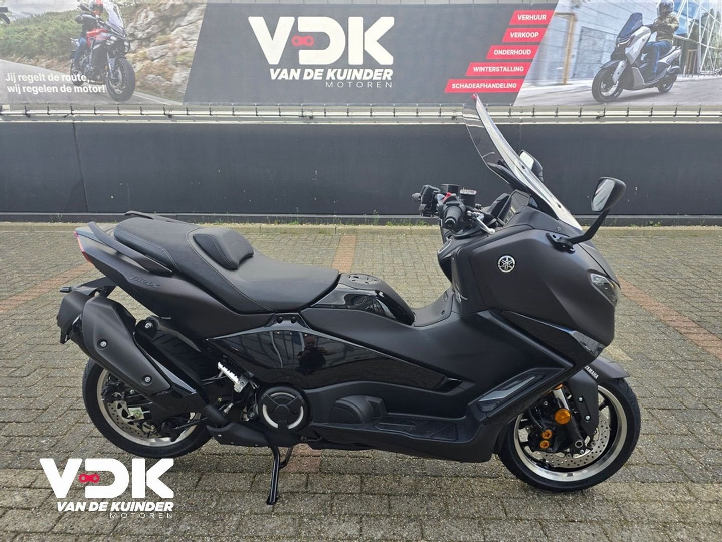 Yamaha TMAX TECH MAX 560 (bj 2025), Motoren, Motoren | Yamaha, 299 cc, Scooter, Bedrijf, Onbekend