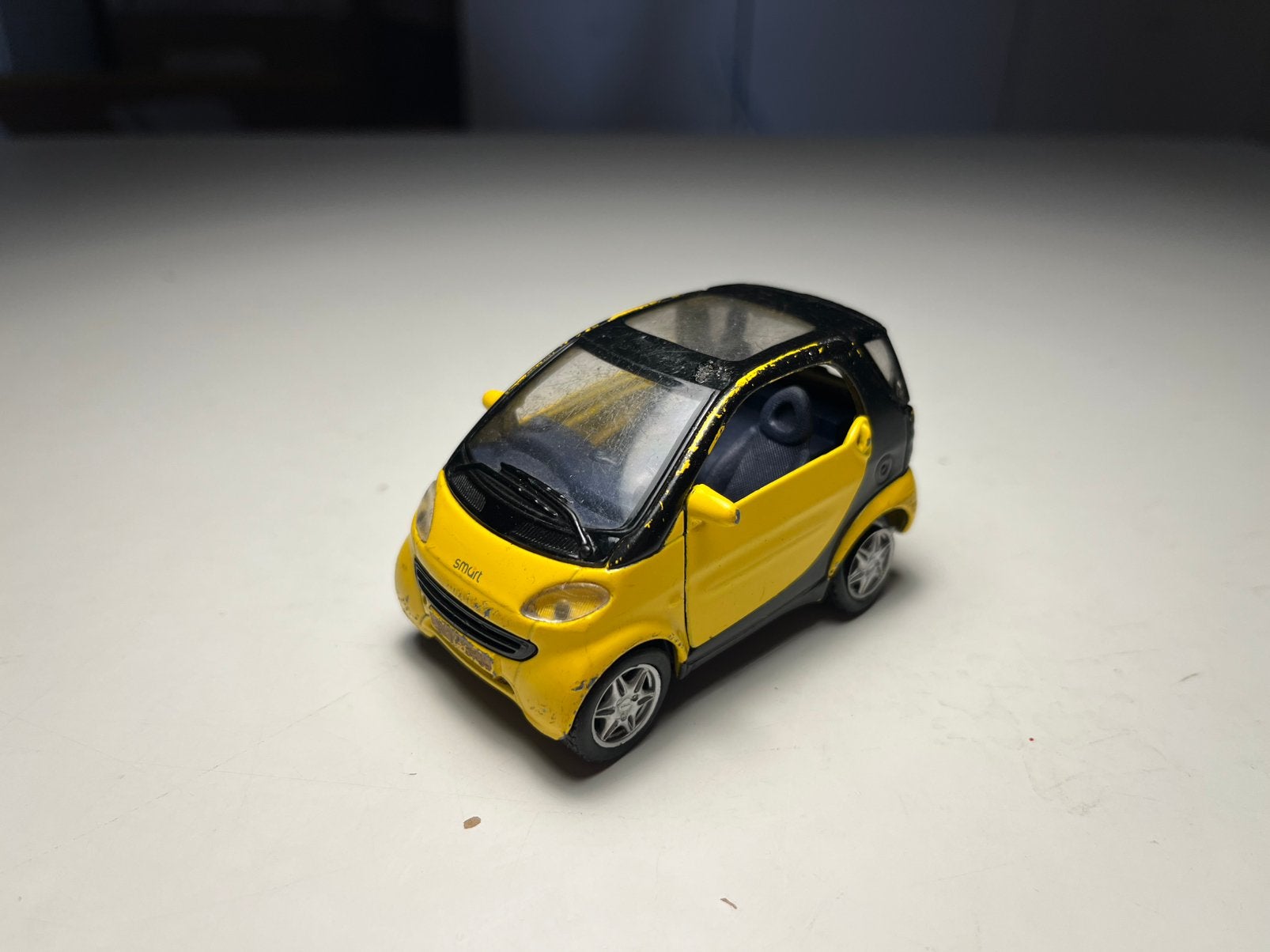 Maisto - Smart City-Coupé - Schaal 1:33, Ophalen of Verzenden, Gebruikt, Auto