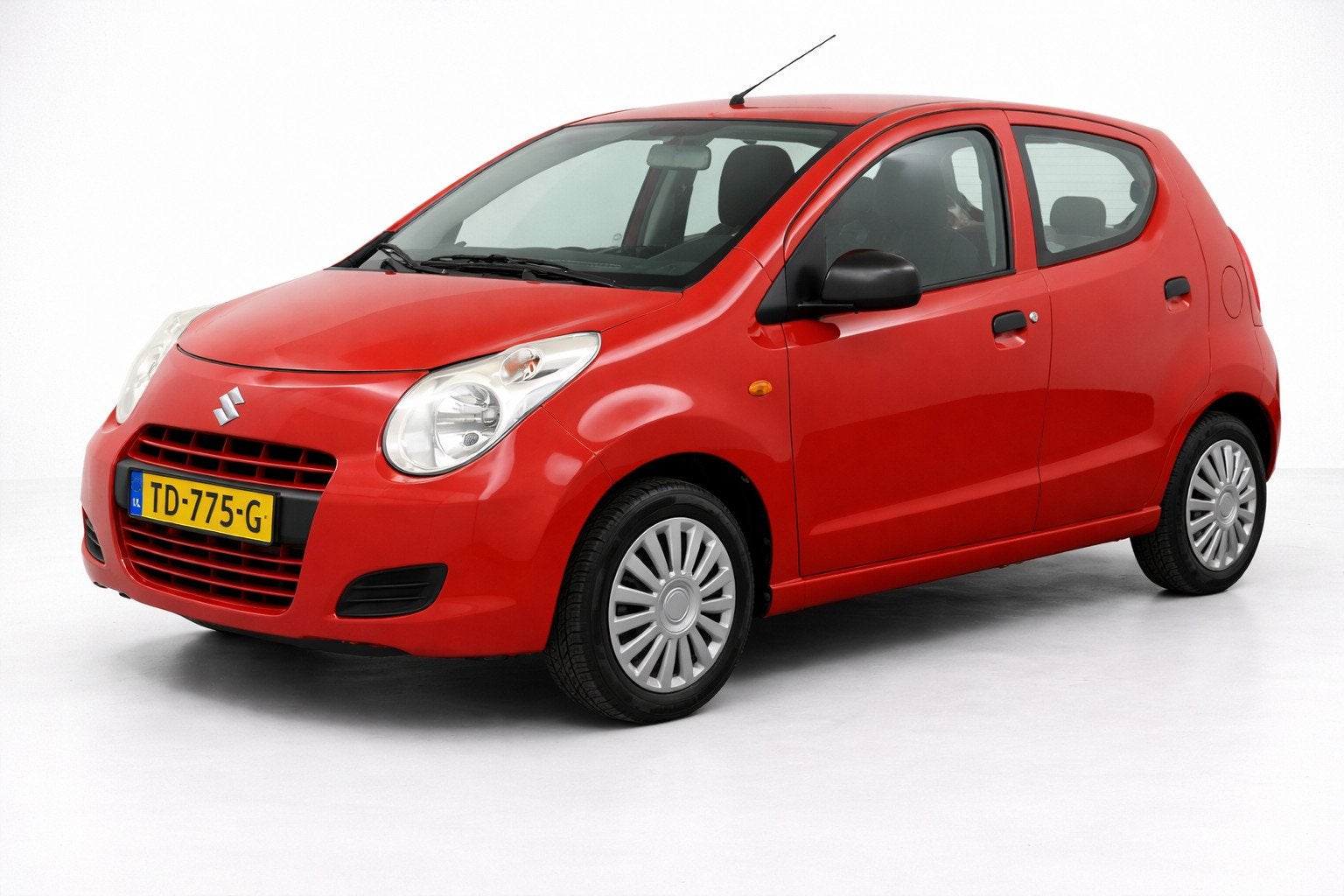 Suzuki Alto 1.0 Comfort VVT Airco Nieuwe koppeling 2026, Auto's, Voorwielaandrijving, Euro 5, Gebruikt, 200 kg