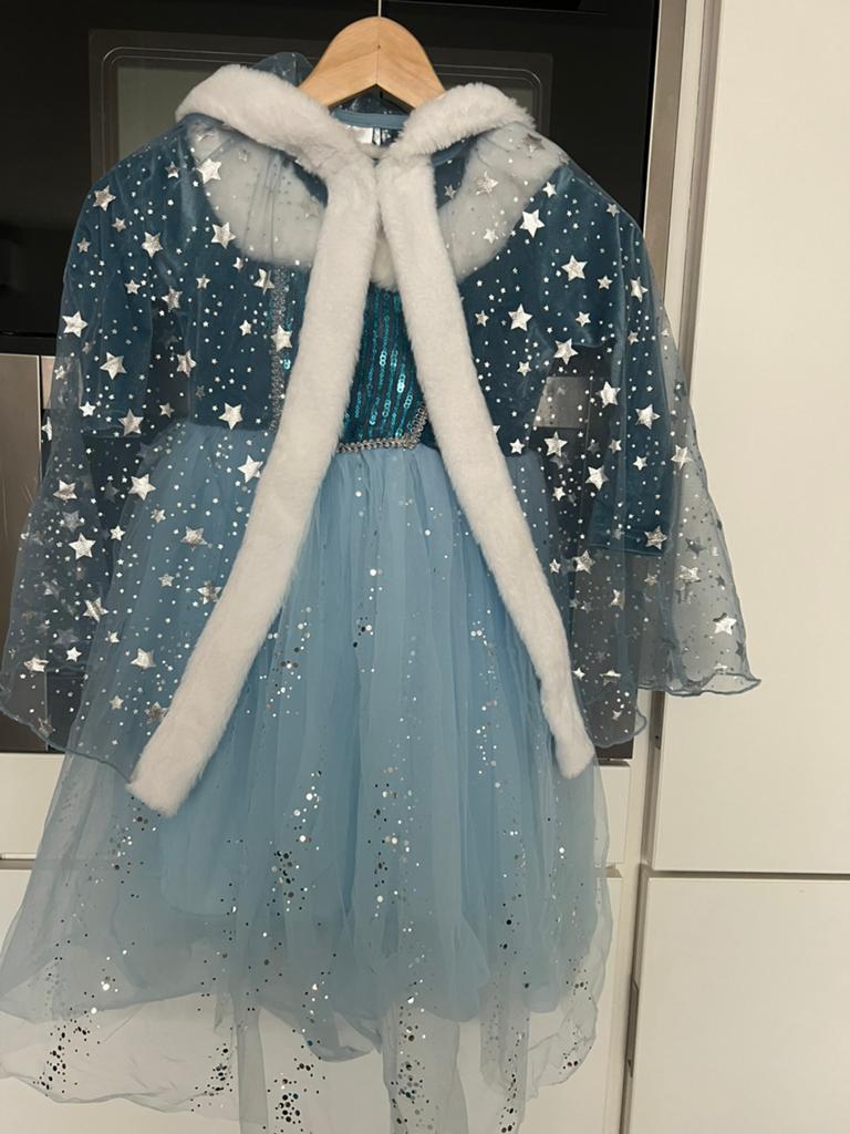 Elsa prinsessen jurkje met cape maat 110, Zwart, Cocktailjurk, Ophalen of Verzenden, Zo goed als nieuw