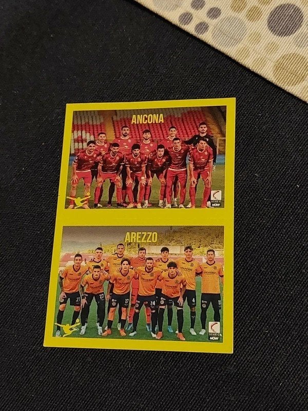 Panini / Sticker / Ancona - Arezzo / 2023-2024, Ophalen of Verzenden, Nieuw, Buitenlandse clubs, Poster, Plaatje of Sticker