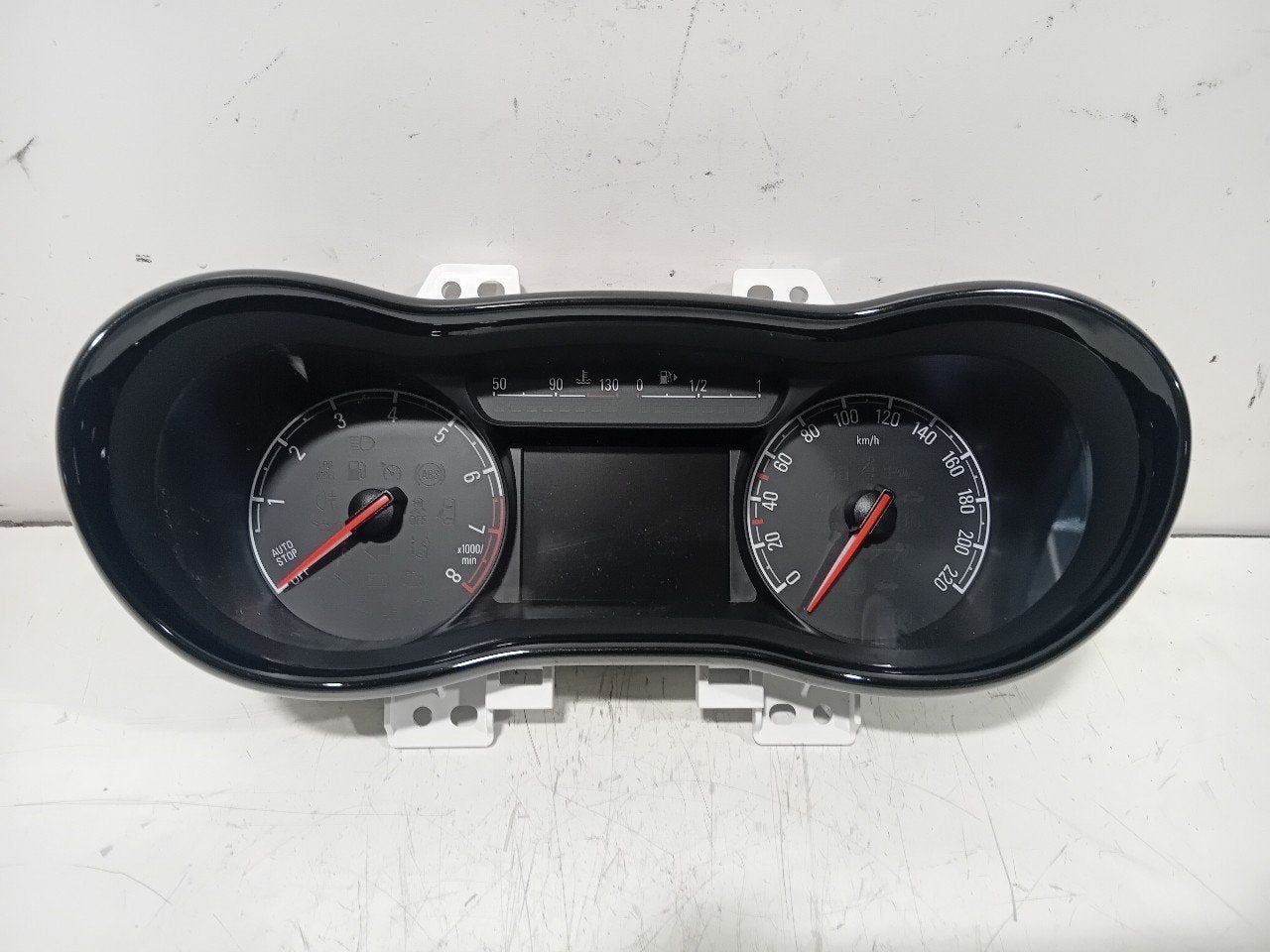 Cockpit Opel Karl, Auto-onderdelen, Onderdelen@venauto.nl, Van der Ven Autorecycling B.V., Gebruikt, Ettenseweg 76, 4706 PB Roosendaal, The Netherlands