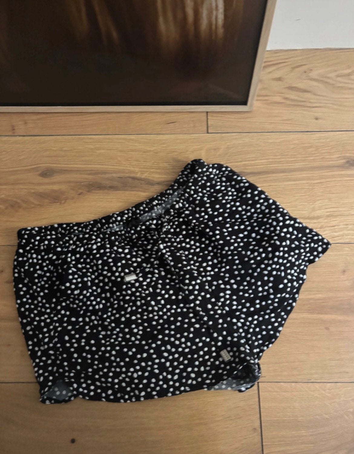 H&M kort broekje, pyjama broekje, kort short maat 36/38, Kort, Zwart, Nieuw, Ophalen of Verzenden