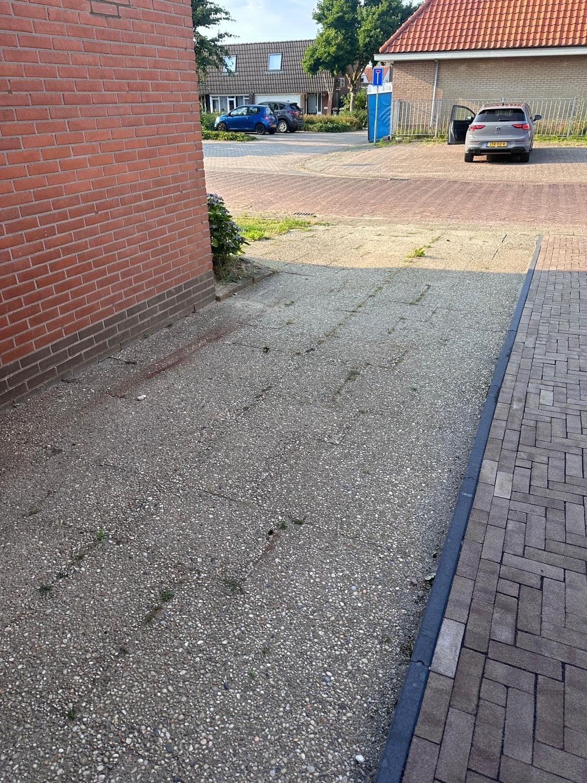 GRATIS BETONTEGELS voor oprit of terras, Ophalen, 30 cm of meer, Gebruikt, Steen of Klei