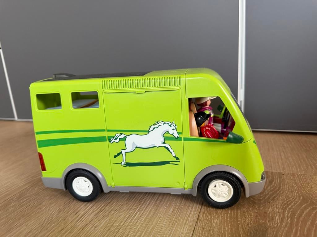 Playmobil paardenvrachtwagen met paarden en figuren, Ophalen of Verzenden, Gebruikt, Complete set